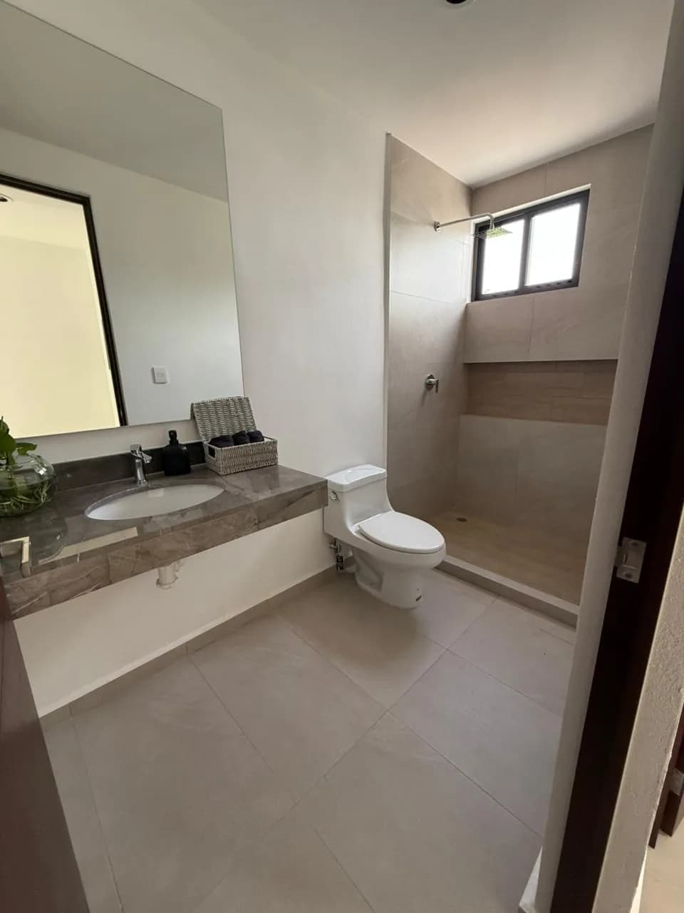 Modelo B - imagen 2